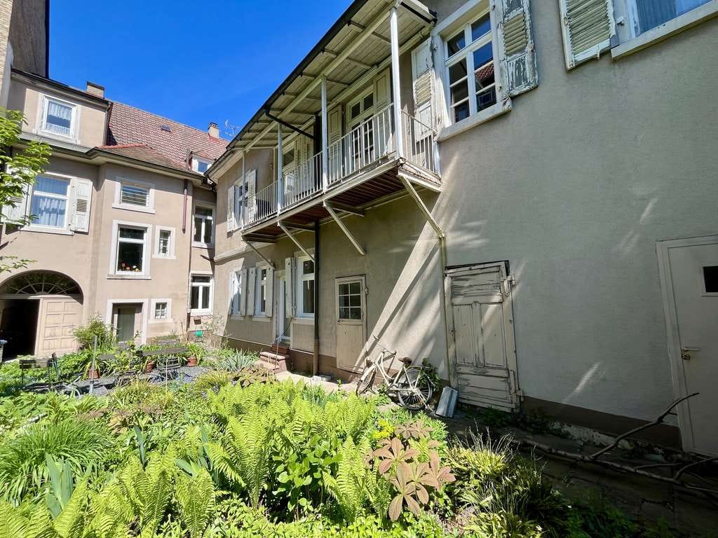 Immobilie in Karlsruhe - Historisches Mehrfamilienhaus von 1828 mit attraktivem Ausbaupotenzial - Bild 4