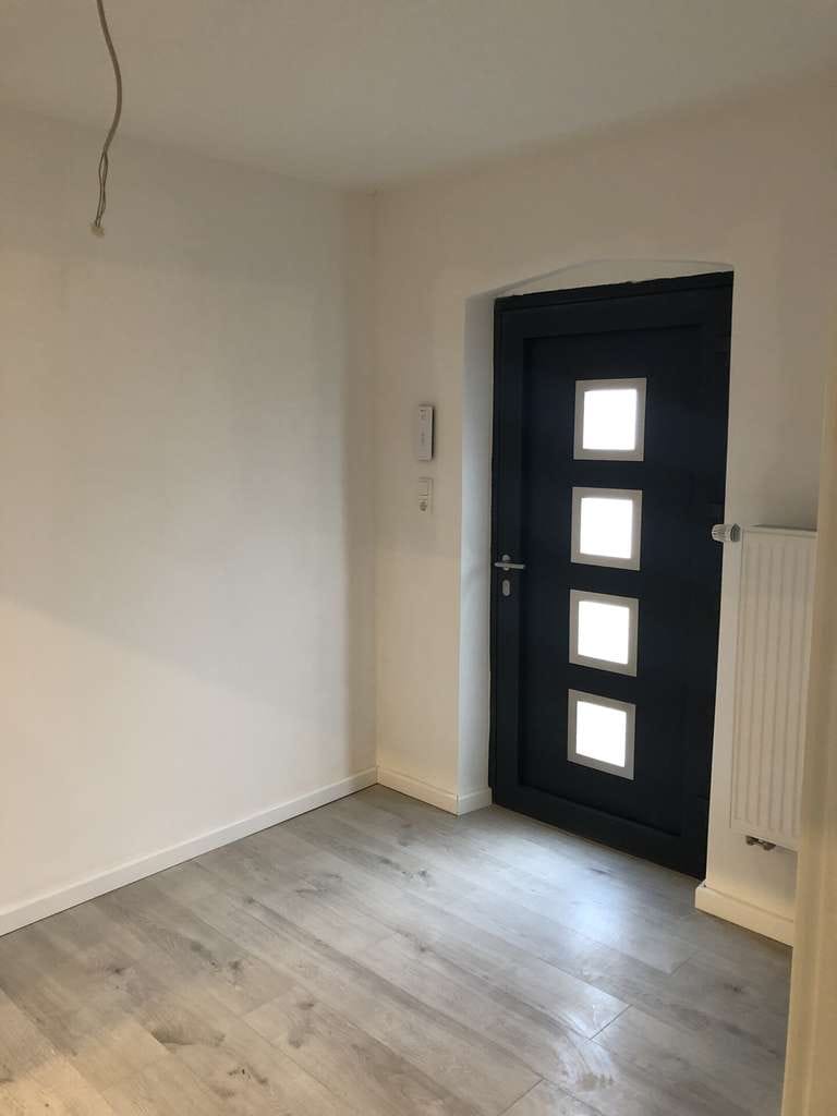 Immobilie in Langenselbold - Kernsaniertes Haus mit 2 WE – vielseitig nutzbar für Familie oder Kapitalanleger - Bild 1