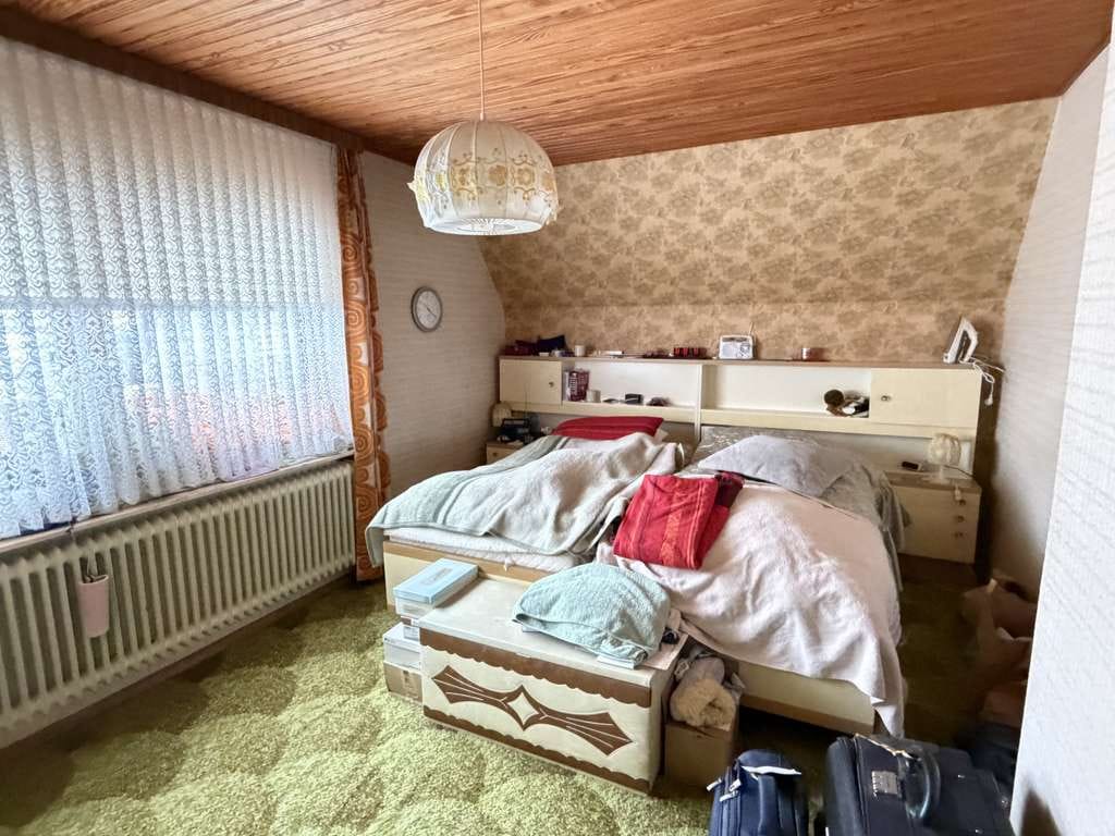 Immobilie in Elsfleth - Sanierungsobjekt mit Charme. Solides Wohnhaus mit Garage & Wintergarten nahe der Weser - Bild 2