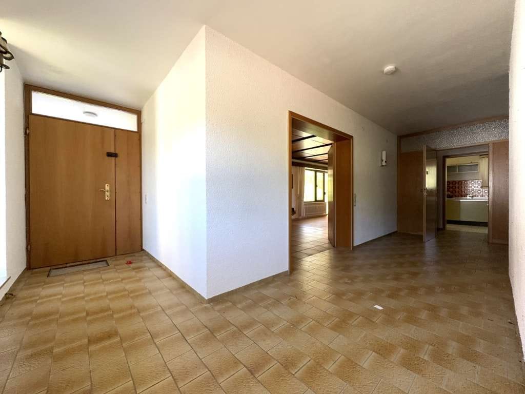 Immobilie in Merzhausen - Beliebte Lage in Merzhausen – 1 Haus mit vielen Optionen – 2 FH + Einliegerwohnung, 1,2,3 oder 4 FH - Bild 2
