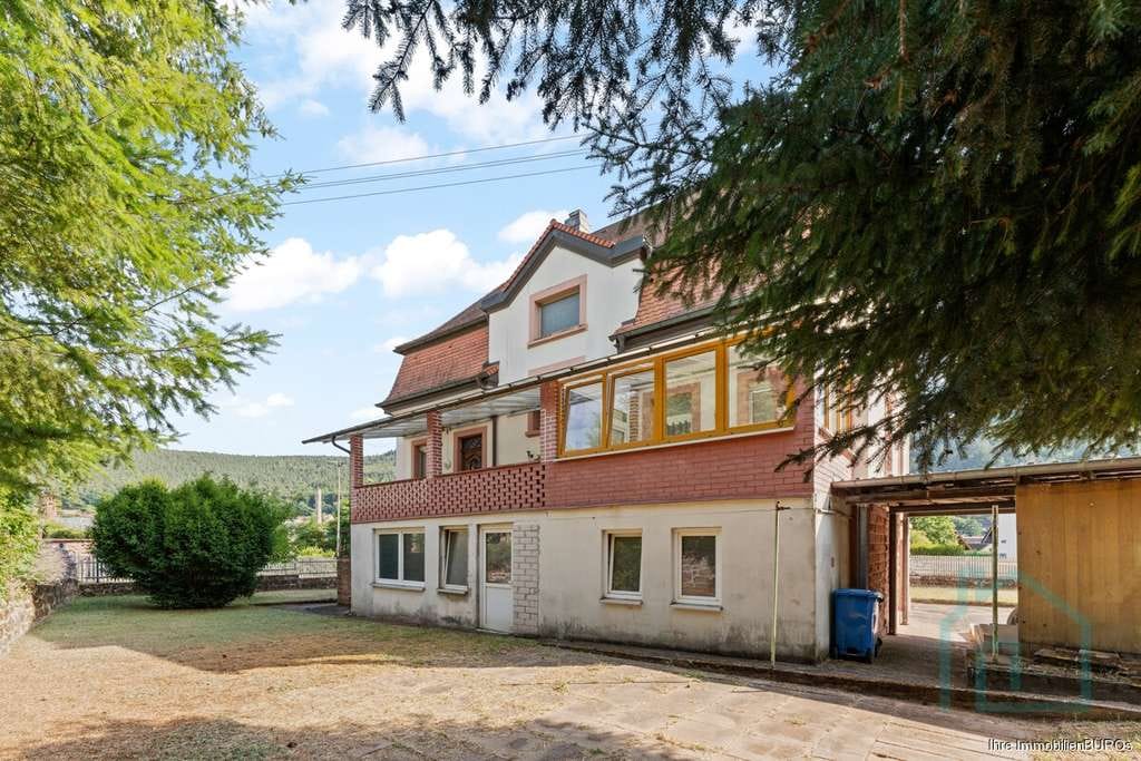 Immobilie in Lambrecht - Großzügige Fabrikantenvilla aus dem Jahr 1926 - Ein Zuhause mit Geschichte und Potenzial - Bild 4