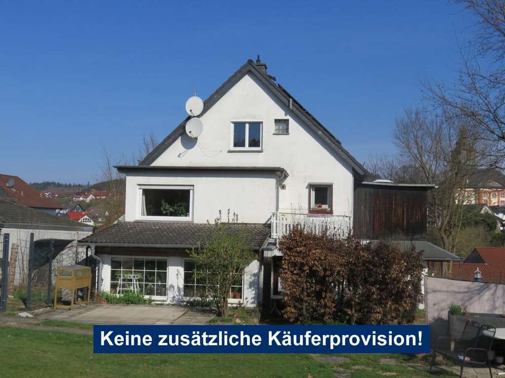 Immobilie in Grävenwiesbach - Charmantes Haus in gewachsener Wohnlage von Grävenwiesbach! - Bild 0