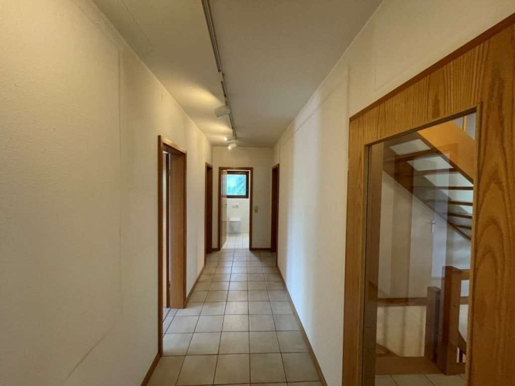 Immobilie in Müllheim - Wohnen, Vermieten oder Erweitern! EFH mit ELW und Ausbaureserve - Bild 2