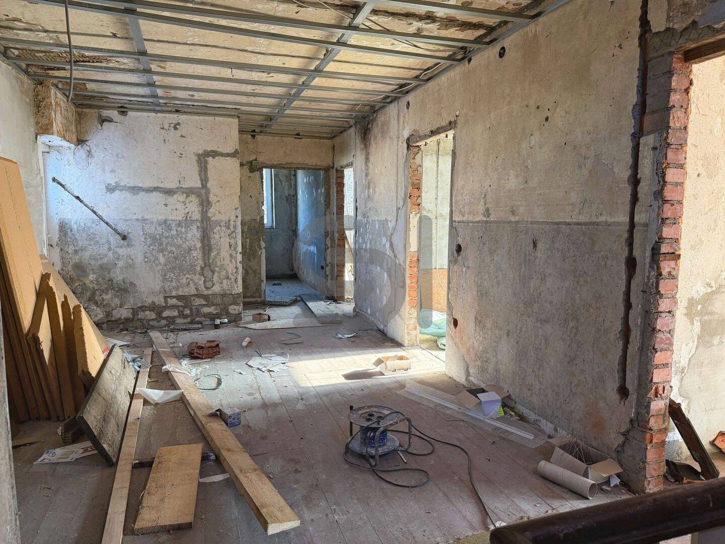Immobilie in Rüthen - Sanierungs-Projekt in Rüthen-Meiste: 400 m² Potenzial für mehrere Wohneinheiten - Bild 3