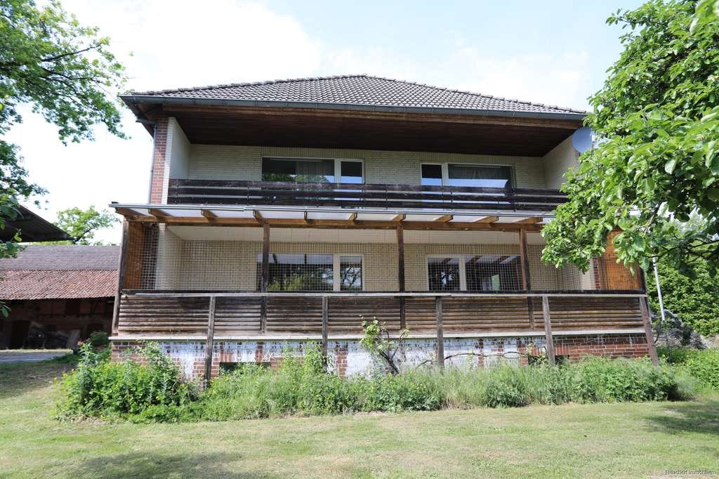 Immobilie in Wasbüttel - Resthof mit Zweifamilienhaus - Mehrzweckhalle - Stall - Biotop in Wasbüttel - Bild 1