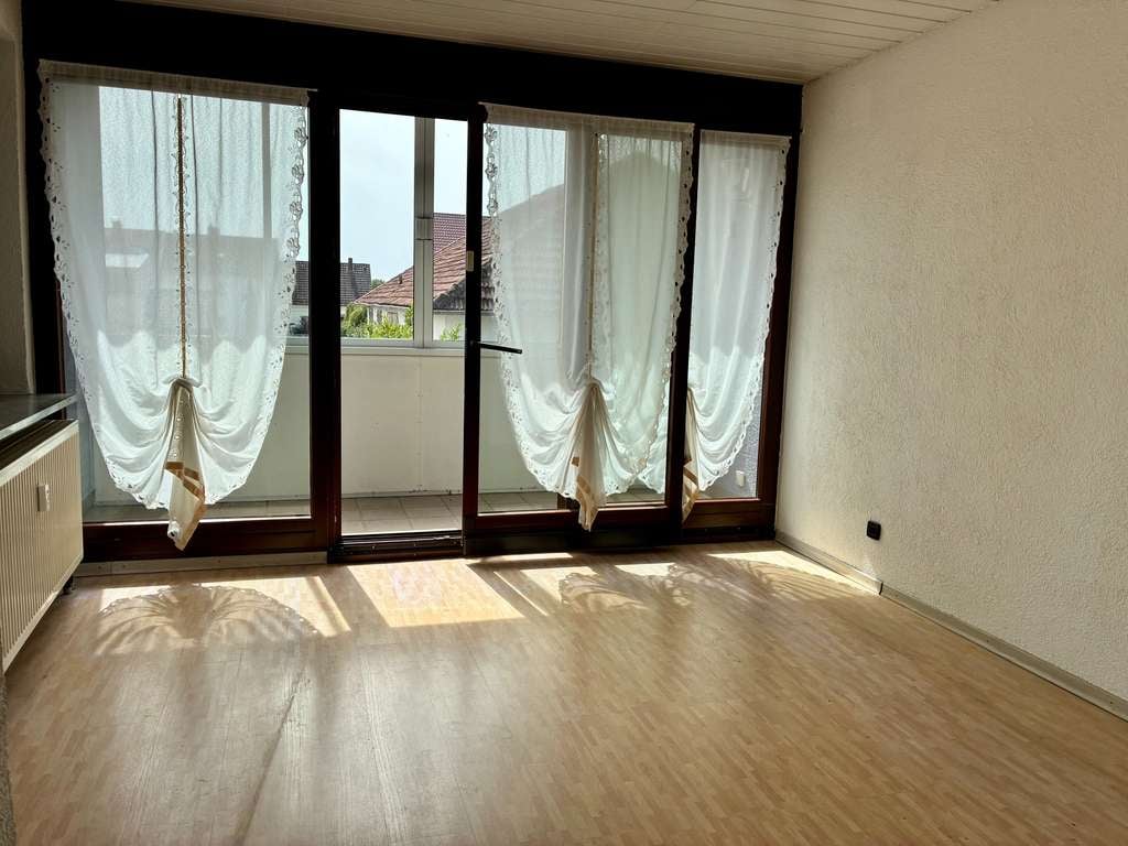 Immobilie in Rheinstetten - Provisionsfrei! Großzügige 2,5-Zimmer-ETW mit Balkon und Garage - 88 m² Wohnfläche! - Bild 3
