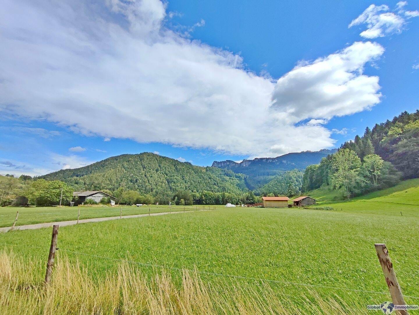 Immobilie in Aschau im Chiemgau - Ferienwohnung im Chiemgau nähe Chiemsee genießen - Rendite und Urlaub - Bild 0