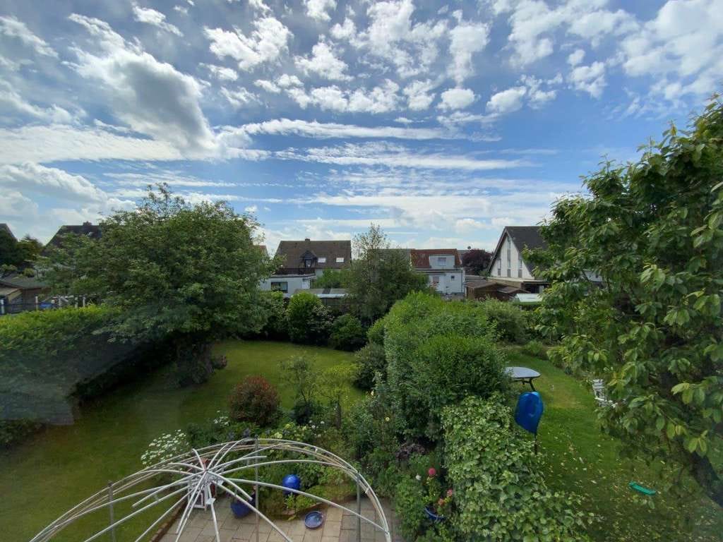 Immobilie in Solingen - Solingen-Höhscheid, 3-Familienhaus + Hinterhaus mit tollem Gartengrundstück 
mit Genehm - Bild 3