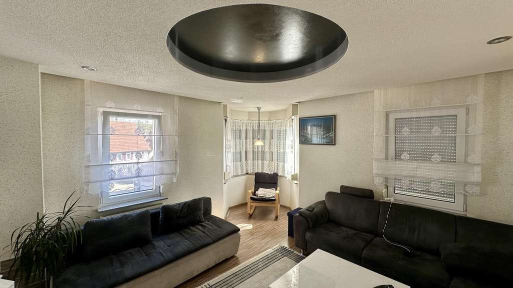 Immobilie in Ebersbach an der Fils - Lichtdurchflutete modernisierte 4-Zimmer Wohnung - Seltene Gelegenheit in Ebersbach - Bild 2