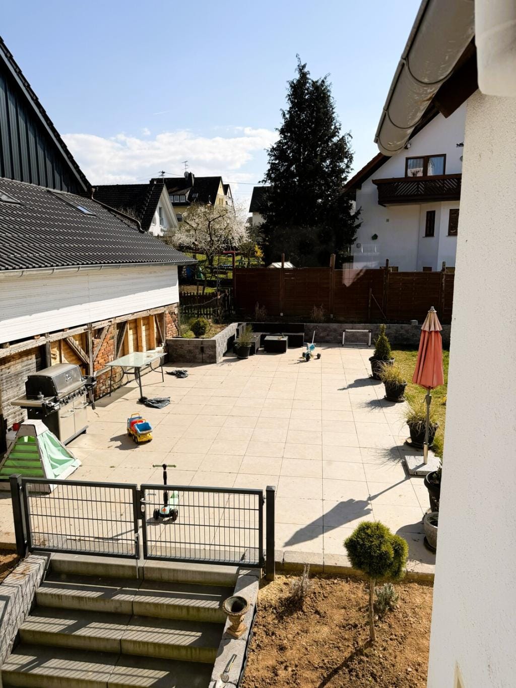 Immobilie in Oberneisen - Einfamilienhaus freistehend in Oberneisen - Bild 2
