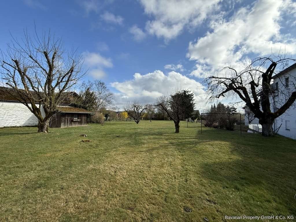 Immobilie in Mitterfels - Einzigartige Lage in Mitterfels - Einfamilienhaus mit über 2500 m² Grundstück - Bild 3