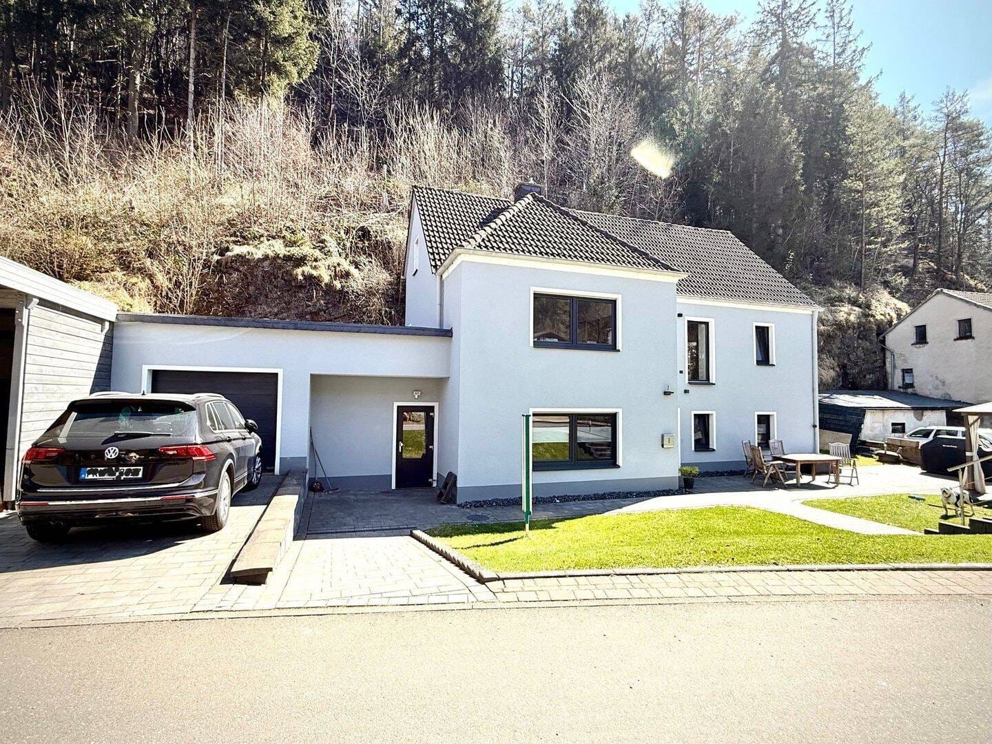 Immobilie in Schönecken - Liebevoll und hochwertig renoviertes Schmuckstück in Schönecken. - Bild 0