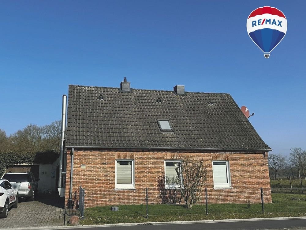 Immobilie in Wardenburg - Einfamilienhaus mit großem Grundstück im ländlichen Wardenburg - Bild 0