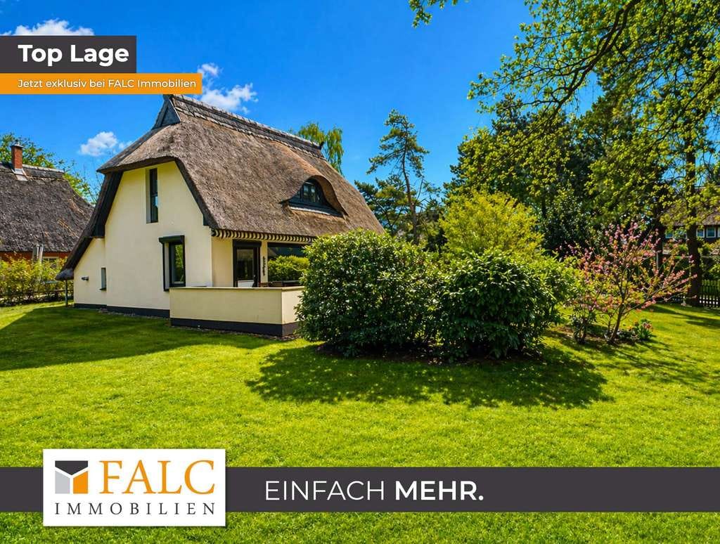 Immobilie in Ahrenshoop - ***Erste Reihe, Reetdach, Ostsee – exklusives Ferienhaus in Ahrenshoop*** - Bild 0
