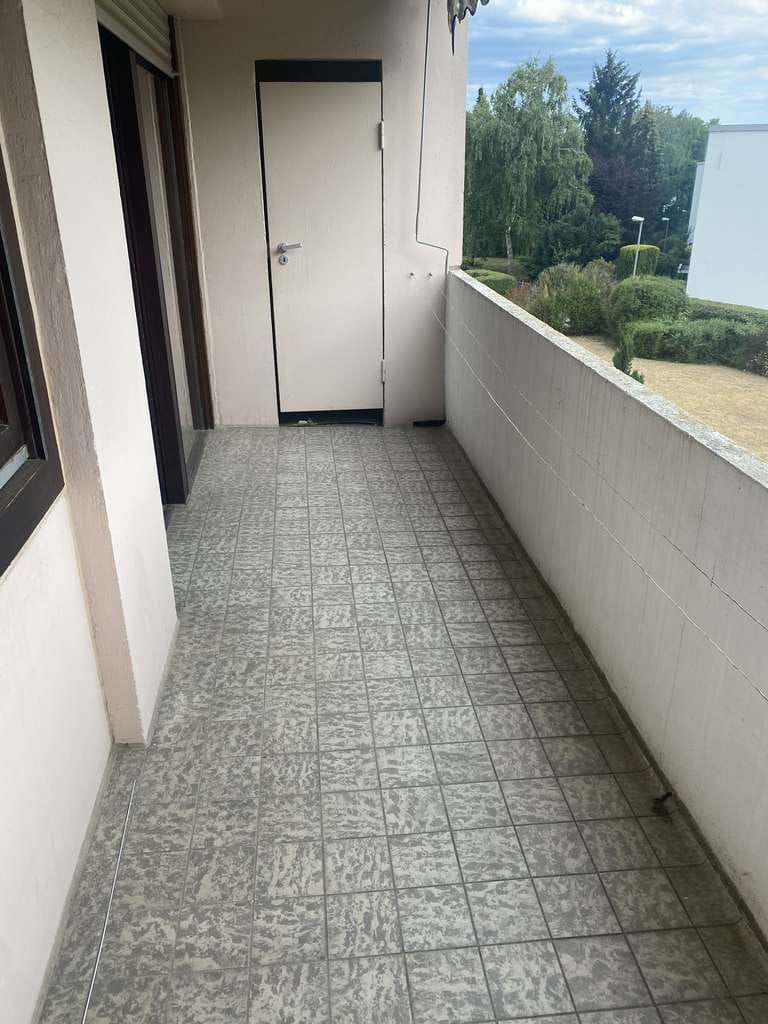 Immobilie in Schwalbach - 3-Zimmer-Wohnung mit Balkon, Aufzug und Tiefgarage in ruhiger Wohnlage von Schwalbach am Taunus“ - Bild 1