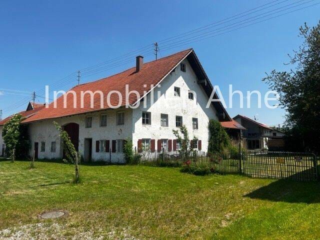 Immobilie in Stetten - Wohnen und Leben auf dem Lande! Bauernhof mit Platz für Ihren Gemüsegarten - Erisried! - Bild 0