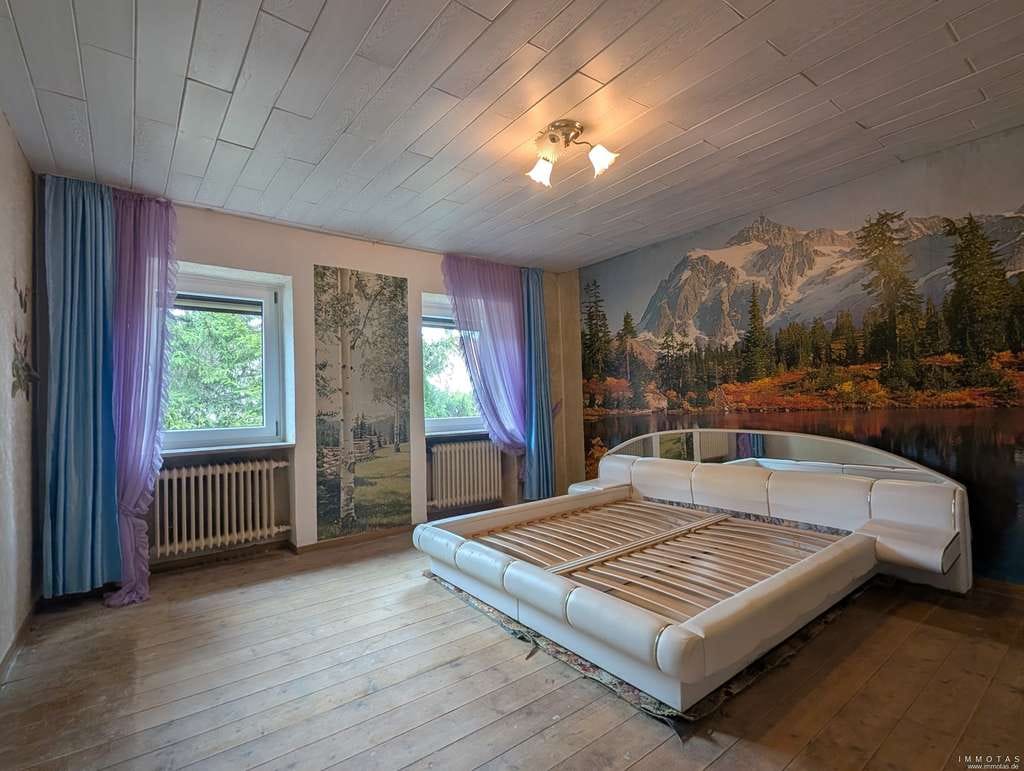Immobilie in Mandelbachtal - Doppelhaushälfte mit Garten und Ausbaupotenzial in Mandelbachtal - Bild 4