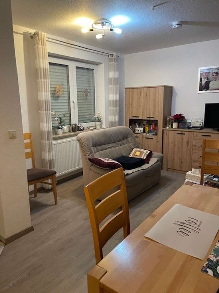 Immobilie in Villingen-Schwenningen - Vermietete große 1-Zimmer-Wohnung in Schwenningen zu verkaufen - Bild 2