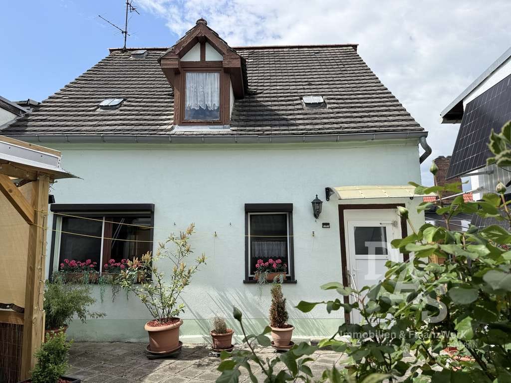 Immobilie in Barby - Viel Platz für Familie, Hobby und Homeoffice – gepflegtes Einfamilienhaus mit Innenhof - Bild 3