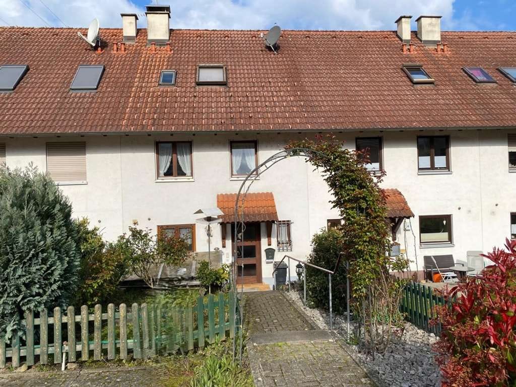 Immobilie in Rümmingen - ++NEU IM ANGEBOT++ Solides, gepflegtes Reihenhaus mit viel Platz in zentraler Lage von Rümmingen - Bild 0