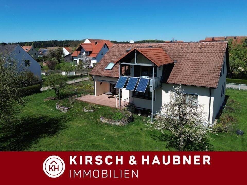 Immobilie in Lauterhofen - Ein Stück Dorfidylle: Zweifamilienhaus mit großem Garten!       Trautmannshofen - Bild 0