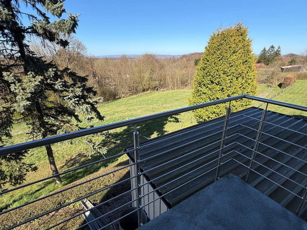 Immobilie in Extertal - Einfamilienhaus 
mit Weserberglandblick
in Extertal-Linderhofe - Bild 0