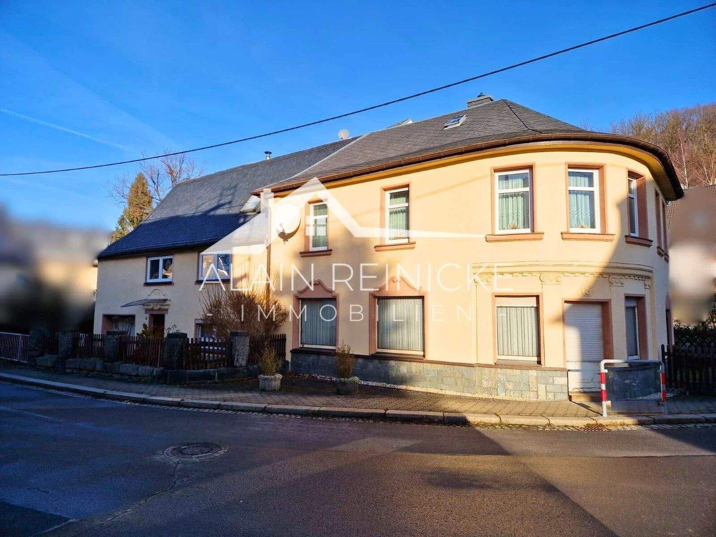Immobilie in Burkhardtsdorf - Wohnen & kleines Gewerbe unter einem Dach - Bild 0