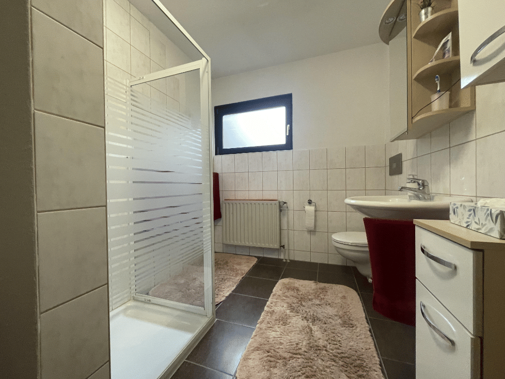 Immobilie in Geislingen - Attraktives EFH mit Einliegerwohnung in Geislingen - Bild 3