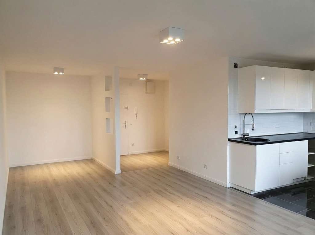 Immobilie in Bremen - Saniertes City-Apartment mit Weitblick und Balkon –  attraktive Kapitalanlage oder  Eigennutzung - Bild 0