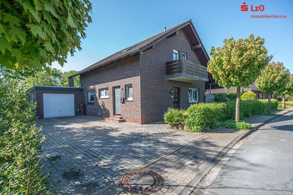 Immobilie in Wangerland - Charmantes, vermietetes Einfamilienhaus mit Garage in ruhiger Lage von Wangerland-Minsen - Bild 0