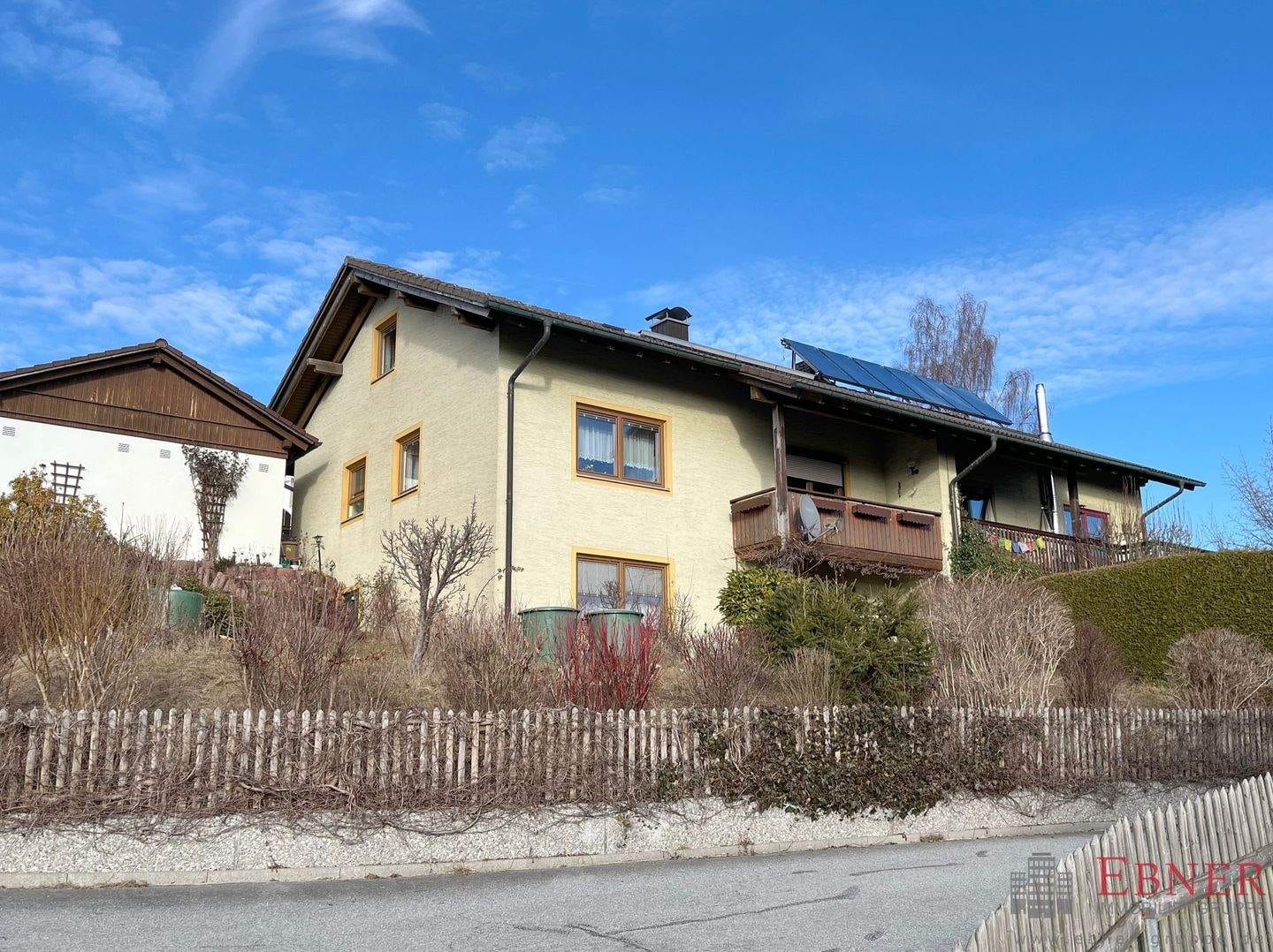 Immobilie in Viechtach - Doppelhaushälfte mit Blick über Viechtach - Bild 0