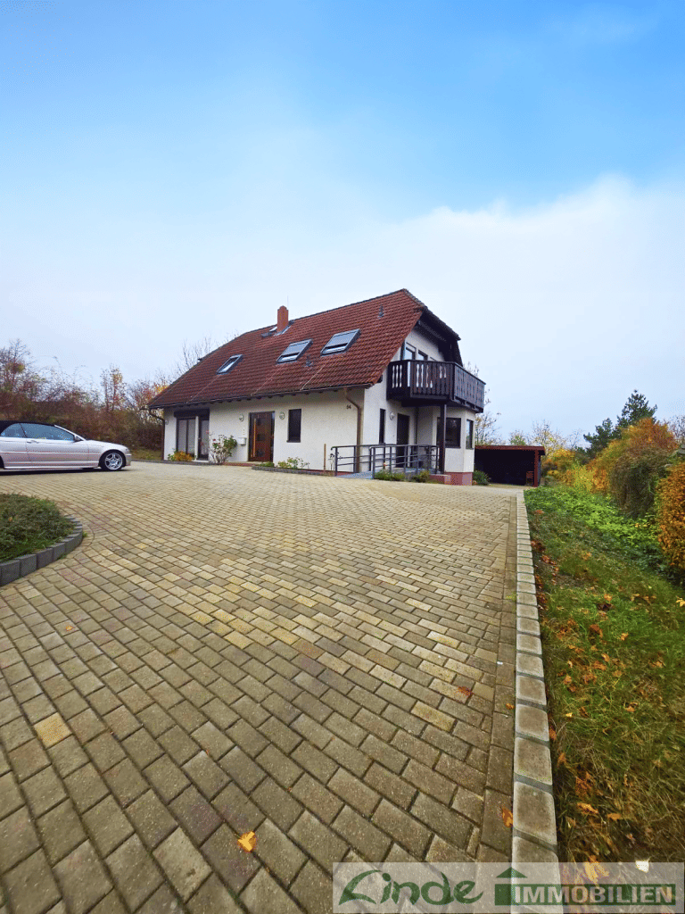 Immobilie in Neubrandenburg - Großes Einfamilienhaus mit Einliegerwohnung in Brodaer Höhe, 17033 Neubrandenburg - Bild 3
