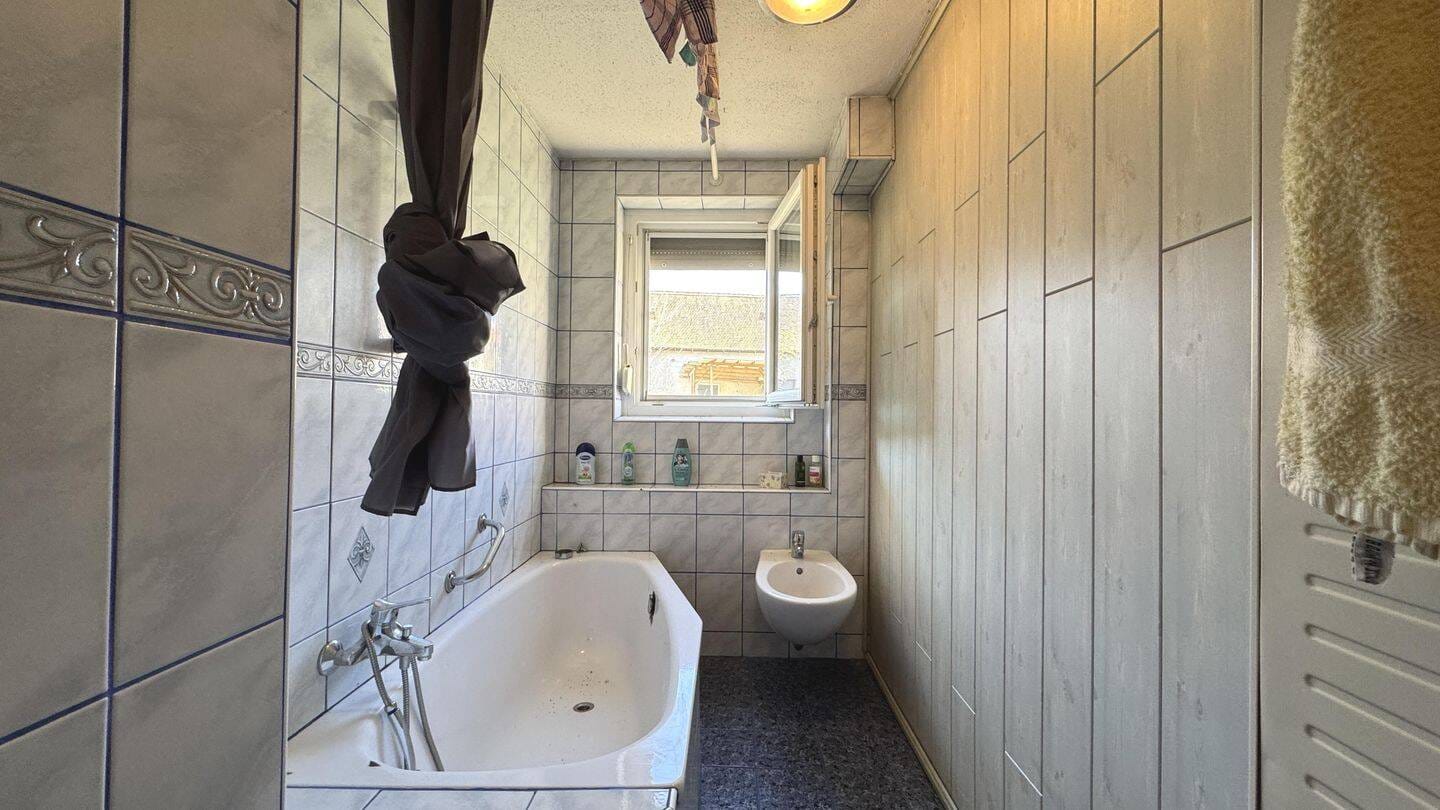 Immobilie in Lohsa - Łaz - Haus, Hof & Wald - Bild 4