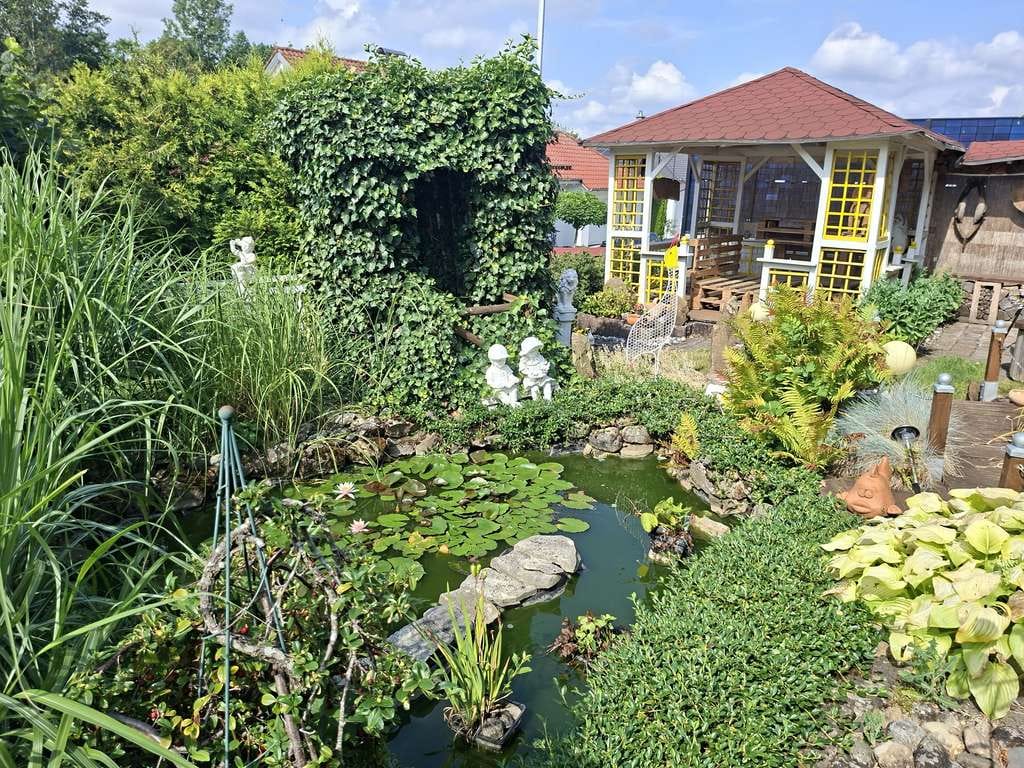 Immobilie in Eschach - Schönes, freistehendes Wohnhaus in naturverbundener Lage - Bild 3
