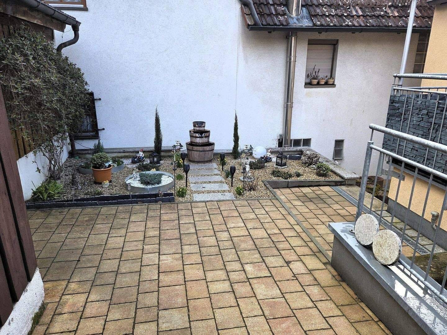 Immobilie in Pommelsbrunn - Ländlicher Wohntraum mit 2 Wohneinheiten  - Bild 4
