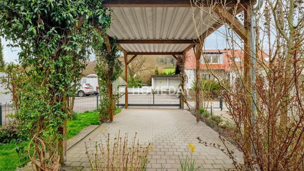 Immobilie in Hohenfels - Großzügiges Einfamilienhaus mit Einliegerwohnung auf traumhaftem Grundstück - Bild 1