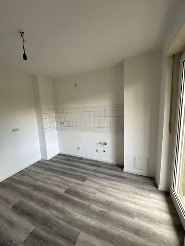 Immobilie in Ludwigshafen am Rhein - TOP-SANIERUNG+TOP LAGE+TOP ANGEBOT:  1-ZKBB ZUR KAPITALANLAGE ODER SELBSTNUTZUNG AB SOFORT - Bild 3