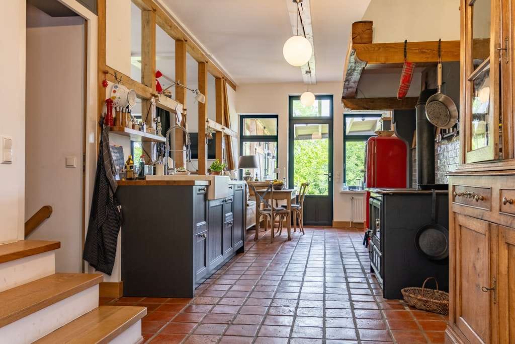 Immobilie in Panten - Exklusiver Landsitz mit Weitblick auf 2 Hektar Eigenland mit Wintergarten, Spa-Bereich und Baupot... - Bild 3