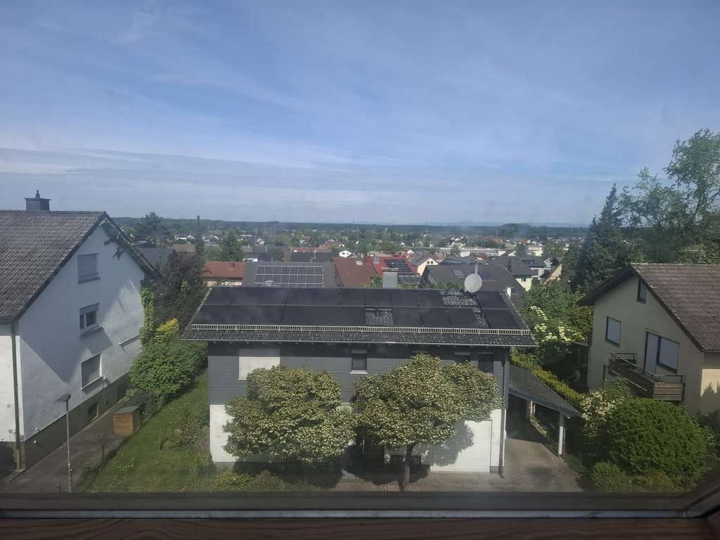 Immobilie in Sinzheim - Wohnen in ruhigem grünen Umfeld mit Aussicht - Bild 1