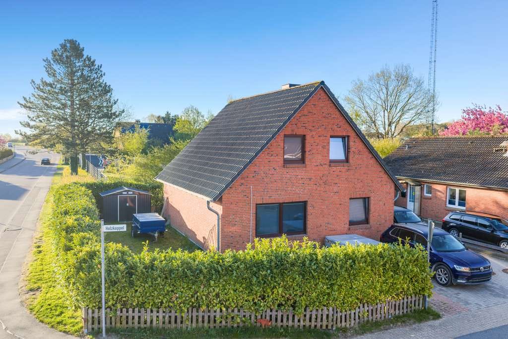 Immobilie in Süderbrarup - Charmantes Rotklinkerhaus – VERMIETET, gepflegt und mit Entwicklungspotenzial - Bild 0