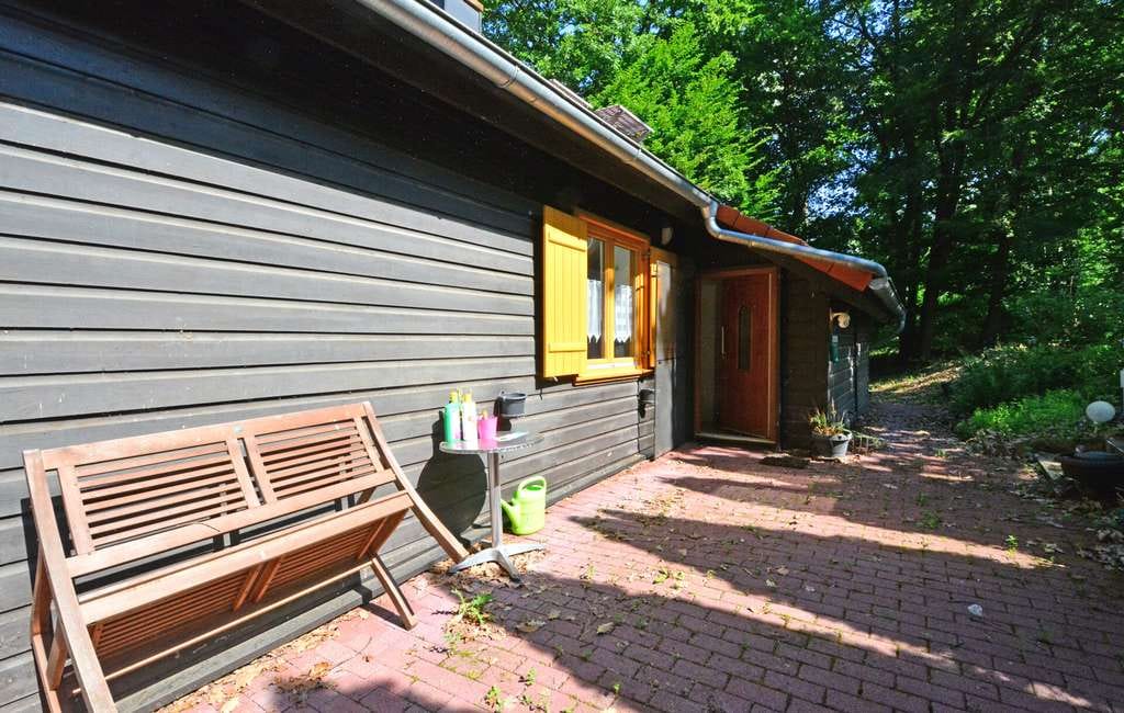 Immobilie in Körle - Entzückendes Ferienhaus, einzugsbereit mit 3,5 ZKB, Top-Zustand - Bild 2