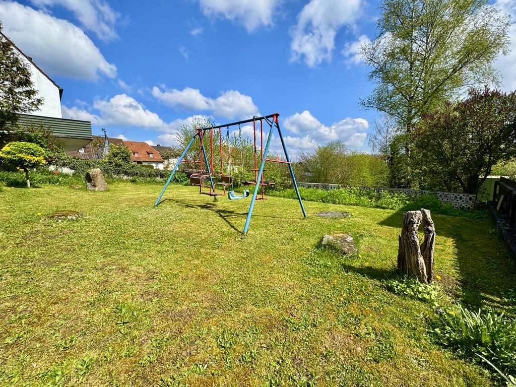 Immobilie in Michelau in Oberfranken - Traumhaftes Wohnhaus mit Wintergarten, XXL-Terrasse und Garten in Michelau OT - Bild 3