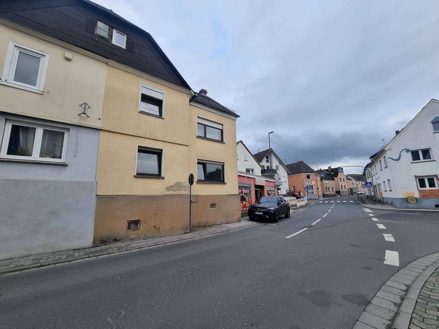 Immobilie in Dornburg - Wohn- und Geschäftshaus - Kapitalanlage - Bild 0