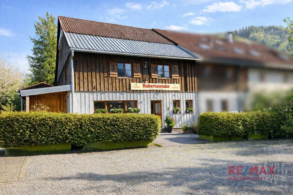Immobilie in Oberstaufen - Historisches Juwel mit Ausbaufläche – Einzigartige Doppelhaushälfte voller Potenzial - Bild 0