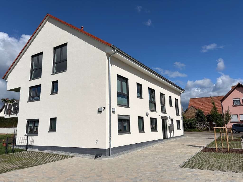Immobilie in Edesheim - !!! NEUBAU !!! - Klimatisierte Penthouse-Wohnung mit Dachterrasse und Blick auf den Pfälzerwald - Bild 3