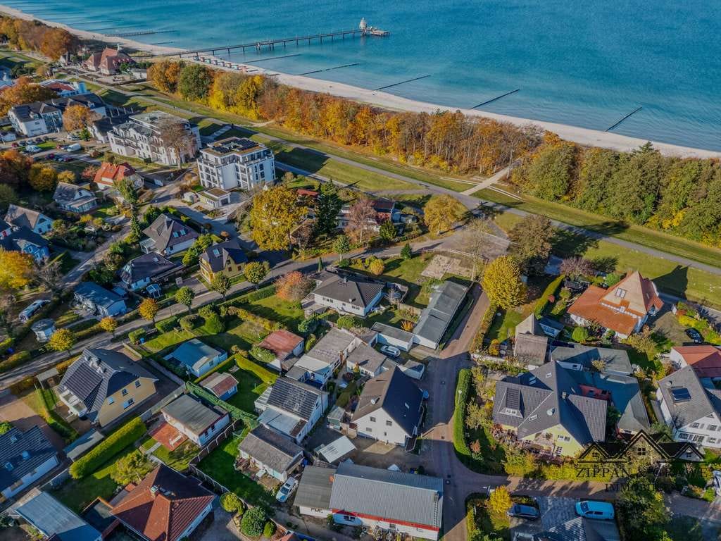 Immobilie in Zingst - Einfamilienhaus mit zwei Bungalows – nur 100 m vom Ostseestrand in Zingst - Bild 1