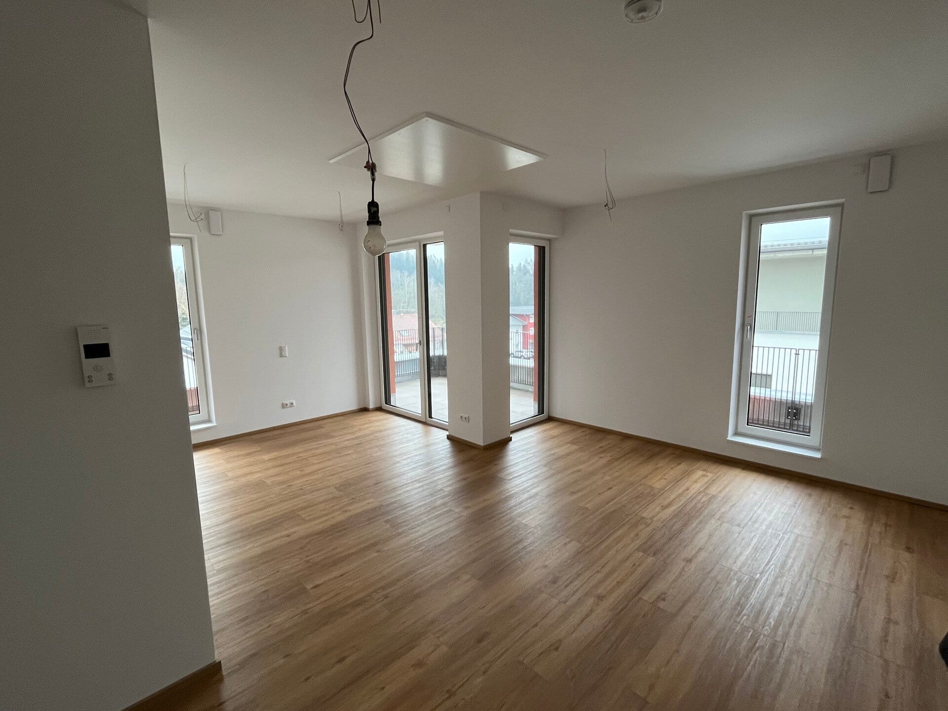 Immobilie in Schwarzach - Einzigartiges Penthouse in traumhafter Aussichtslage (inkl. Tiefgaragenstellplatz!!) - Bild 1
