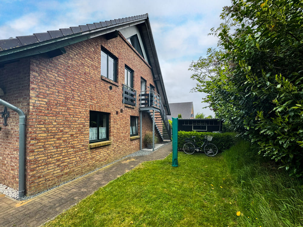 Immobilie in Oldersbek - Eine sinnvolle Investition: großes Doppelhaus mit 4 Wohnungen in guter Lage nahe Husum. - Bild 3