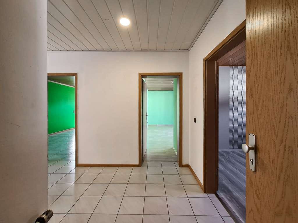 Immobilie in Queidersbach - KL - Queidersbach, 3 ZKB, Balkon, Gäste WC, Tageslichtbad, Stellplatz - Bild 2