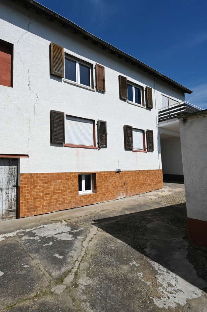 Immobilie in Essenheim - **PROVISIONSFREI** Kleines Gehöft (ZFH) mit ELW (Wohnrecht) - Bild 1